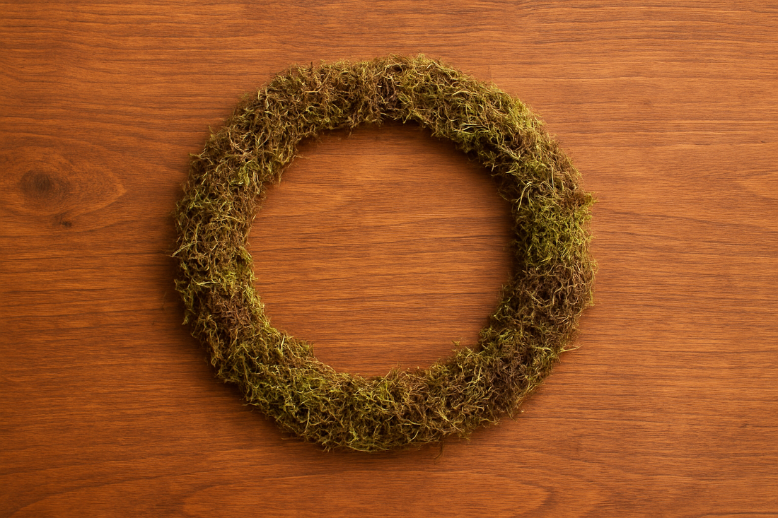 Fresh Moss Wreath Ring Base